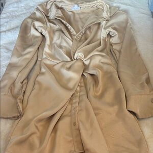 Le Lis Cream Long Sleeve Dress